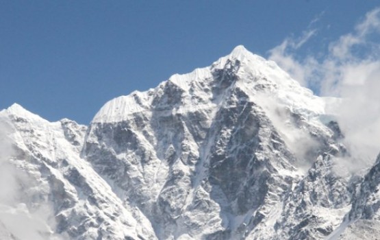 Cholatse Peak